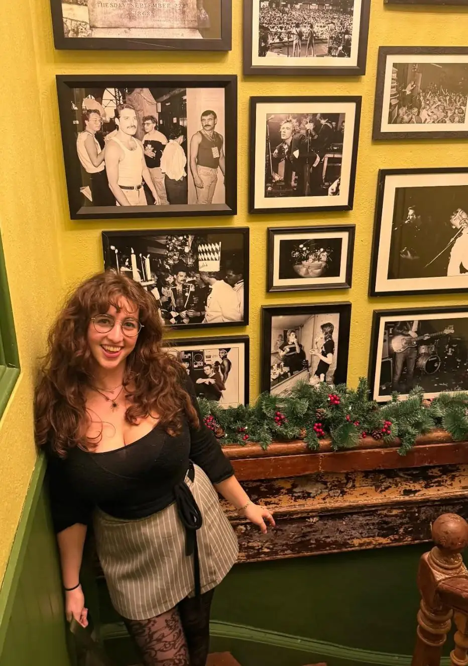 Busty Jewish Neighbor: A Fantastic Binary Cutie