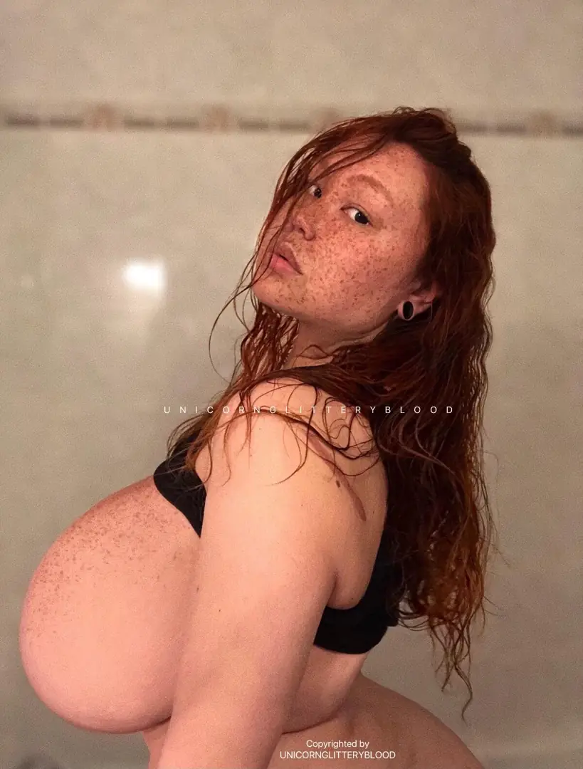 Divine side boob and delicious freckles just waiting for you to squeeze them