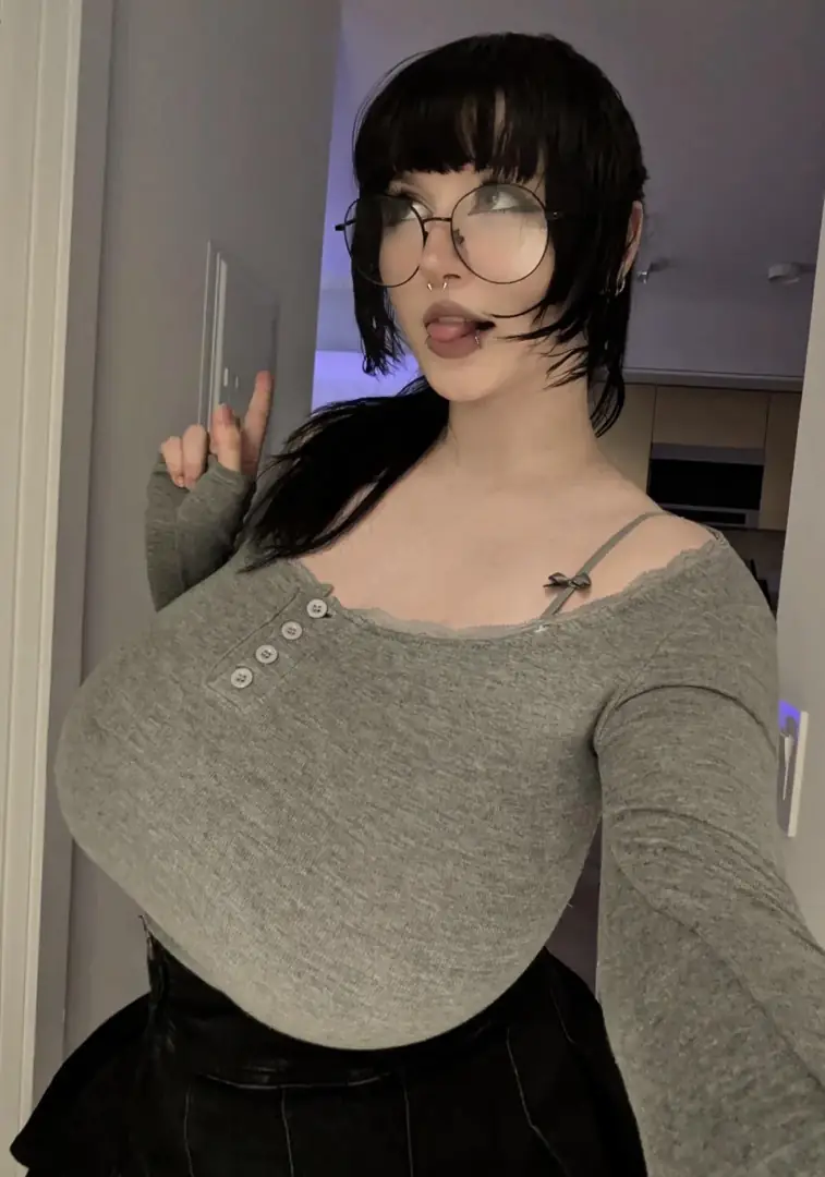Genetically gifted Romanian milf with huge breasts that are finger-licking good