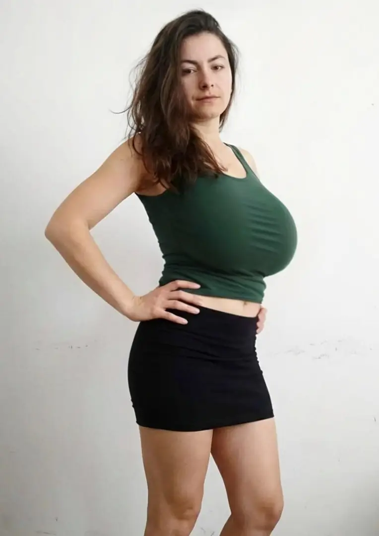 Good Lord, These Huge Weapons Are Stacked AF