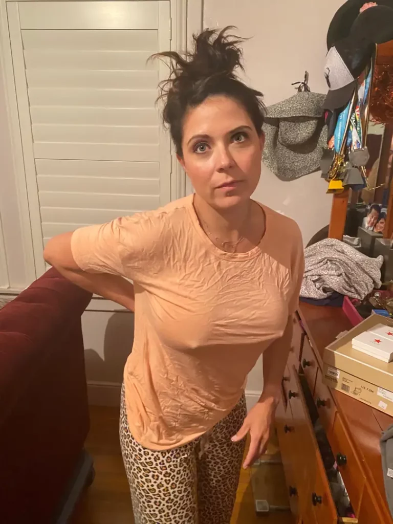 My Crazy Eyes Aren't The Only Thing Bursting Out. This Super Hot Mom Will Get You Hard.