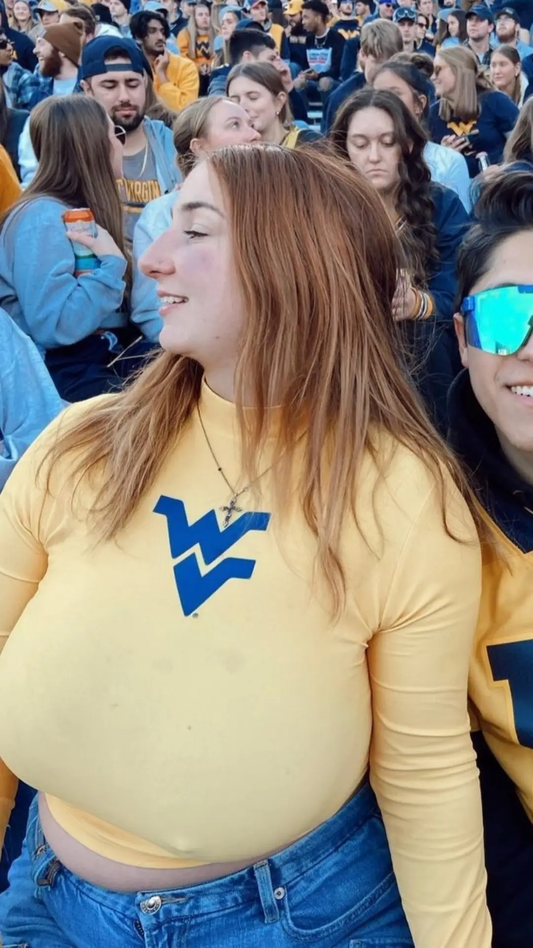 Mountain Momma with the ultimate mommy milkers and no bra to hold them back