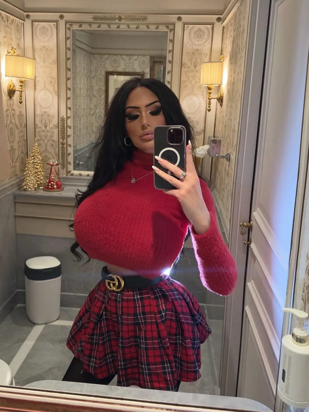 My velvet mountain range needs a license to carry these stunning curves