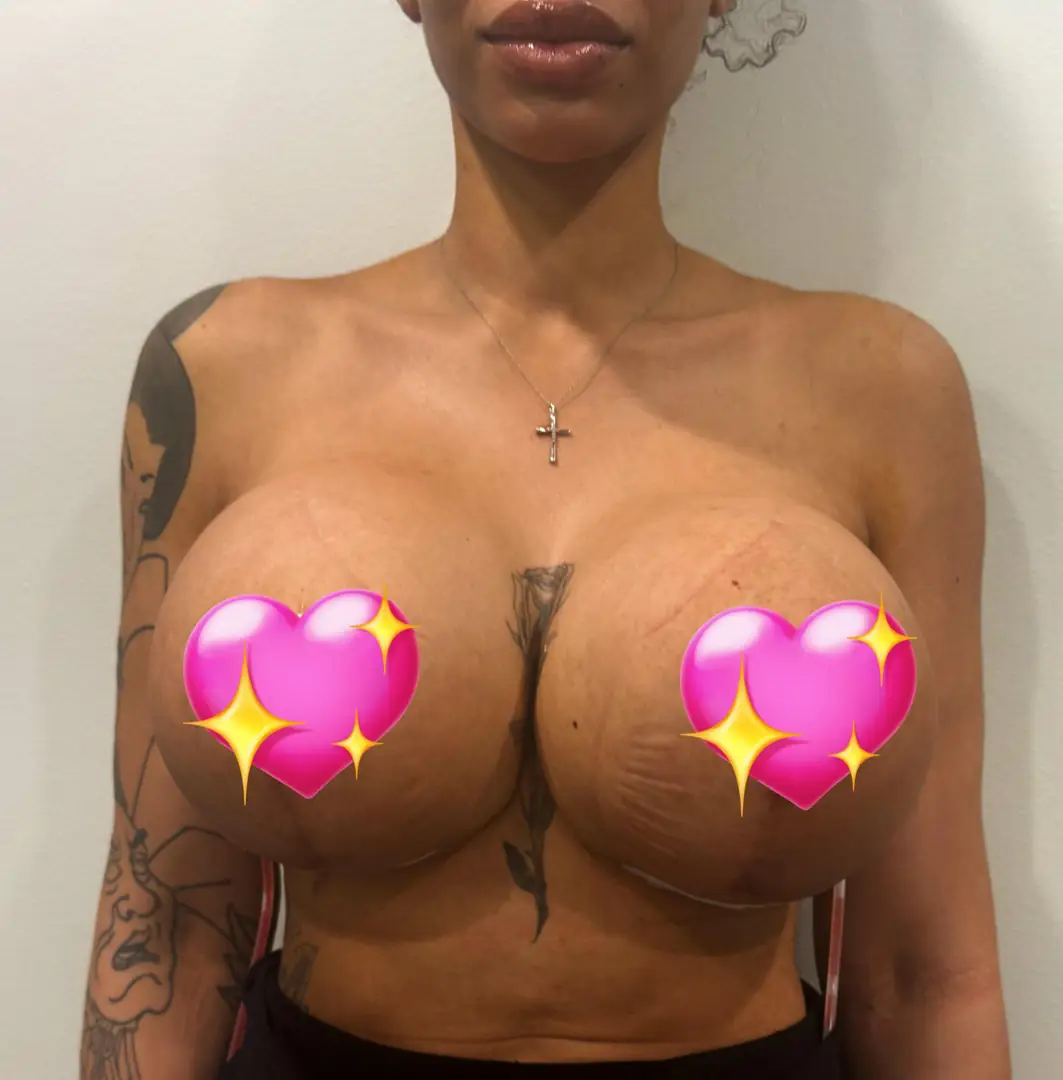 Perfect Doll with a True Bimbo Vibe and a Thousand Cock Stare