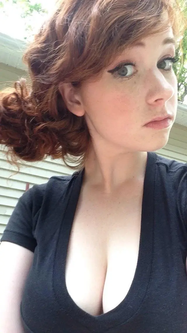 Redhead perfection with big boobs that will absolutely fuck you up