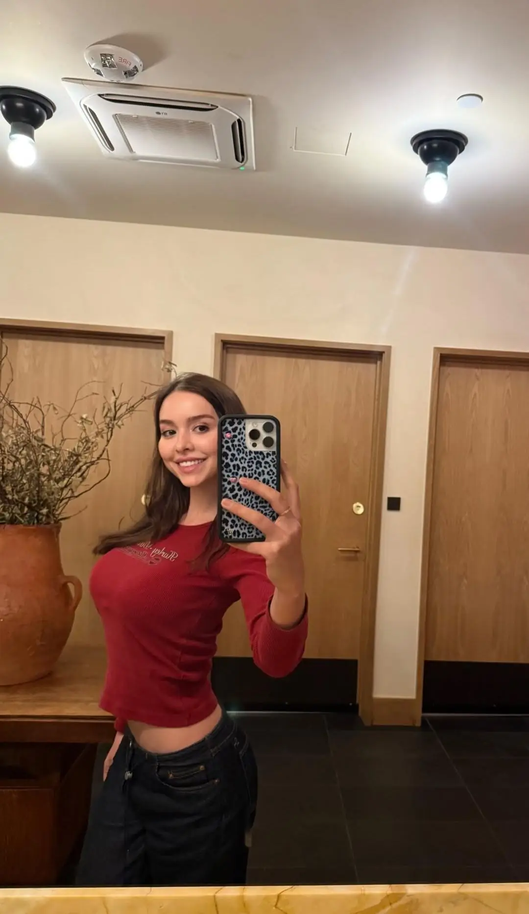 Sophie Mudd: DAMN! Shape, Wedding Vibes, NATO?