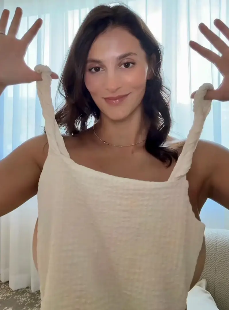 Stephanie Cooks is pure perfection and her bouncy vids are just the start of the hunt