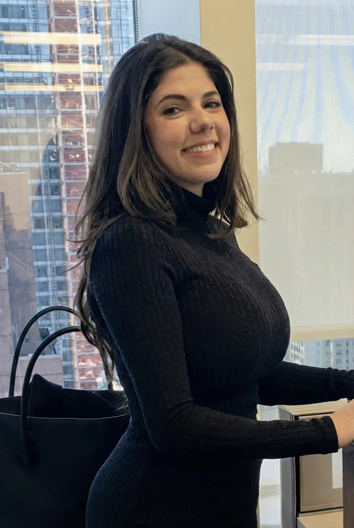 Stunning Hourglass Proportions and Massive Curves in This Dirty Working Dress