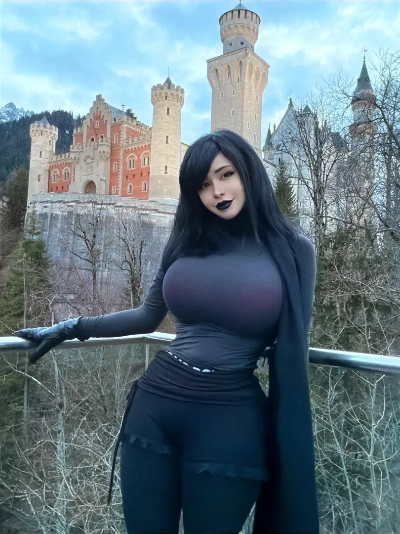 Top-Heavy Softcore Legend with Breathtaking Assets