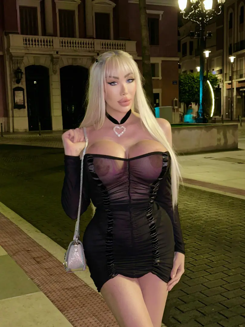 Your favorite 24/7 public bimbo goddess with bursting nipples and sexy enhancement scars