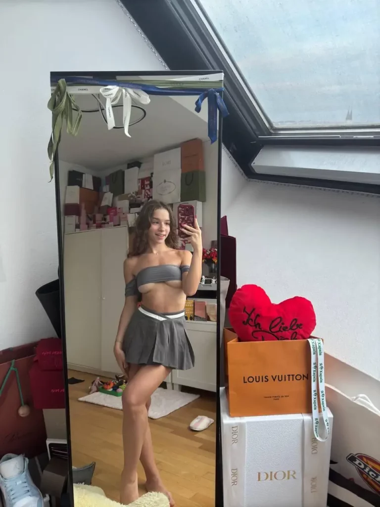 AzureDuskk: Too Expensive, Too Cute, Just Enough Underboob