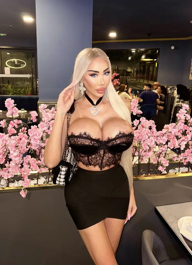Bimbo Date Night: Where the Real Treat Is Me