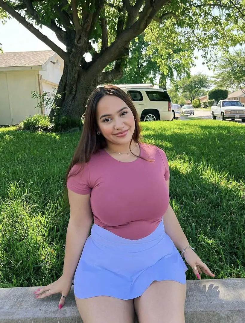 Binary Bust: These Tiny Tits Are Making Me Work