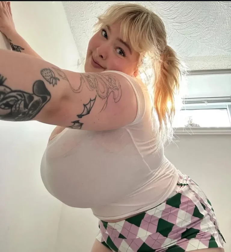 Binary? God Damn, Argyle Looks Good on Me