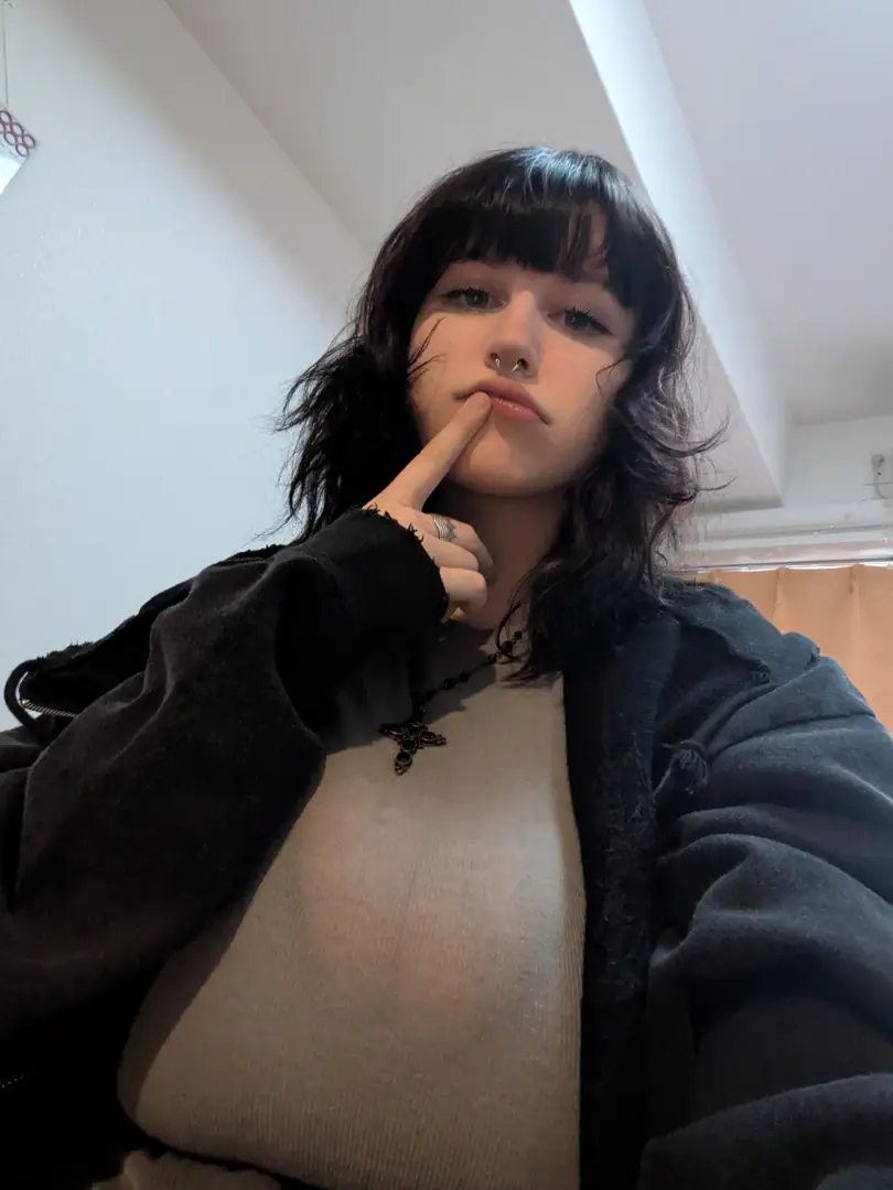 Busty Brunette Bubbling with Personality – Sheeesh!