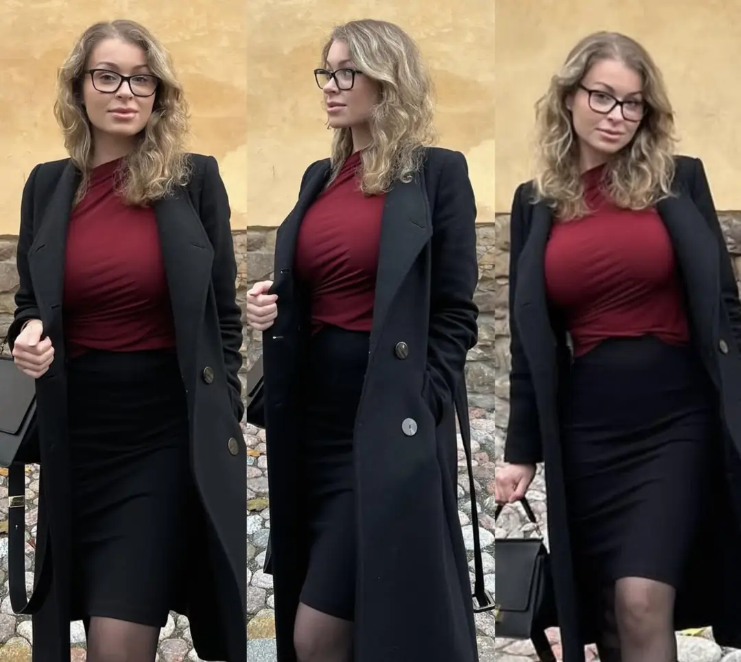 Clara’s Little Secret: You Recognized Me, Didn’t You?