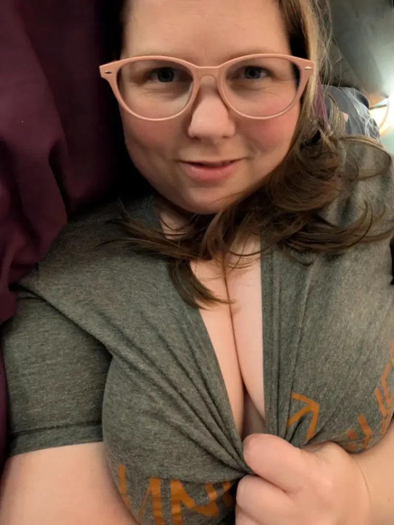 Come See How Wildly Hot My Bedtime Gets 🥵🥳