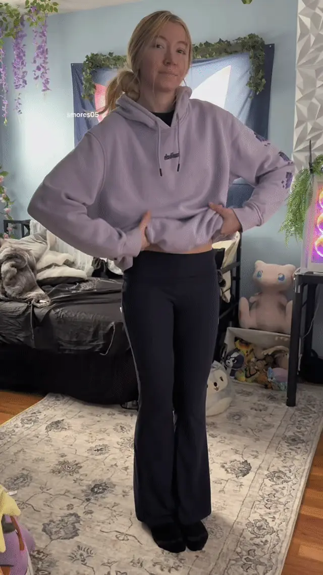 Flat Tummy, Flat Titties, Flawless & So Damn Sexy!