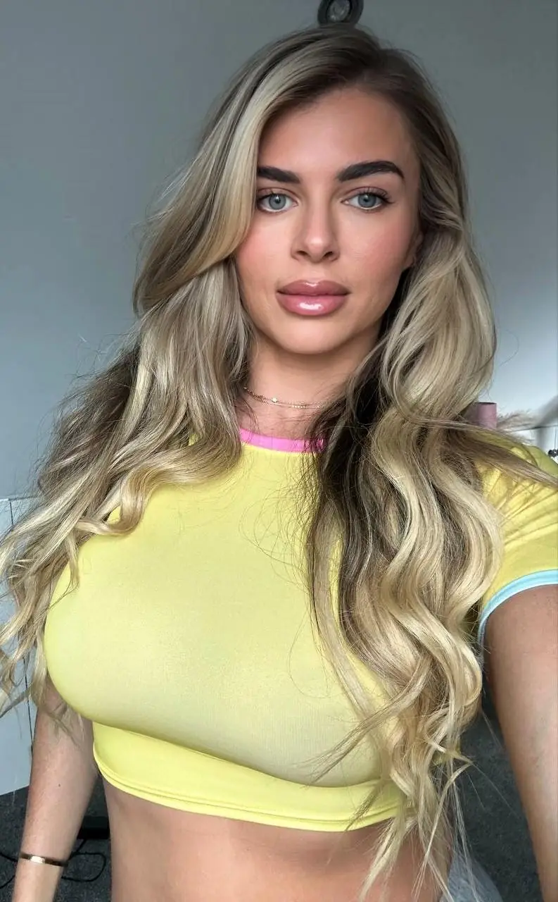 Glossed & Plumped: This Pout Is Pure Naughty Trouble