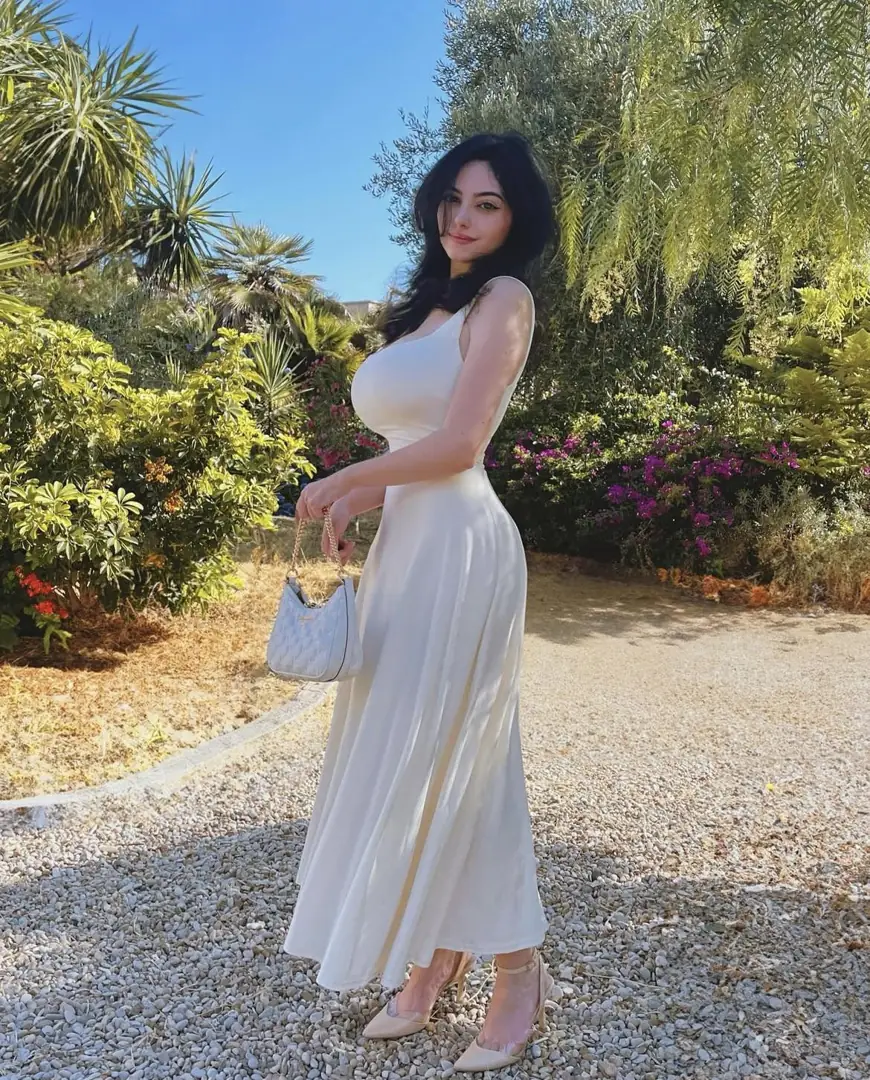 Goddess in White: This Knockout Babe Will Make You Forget Your Crush