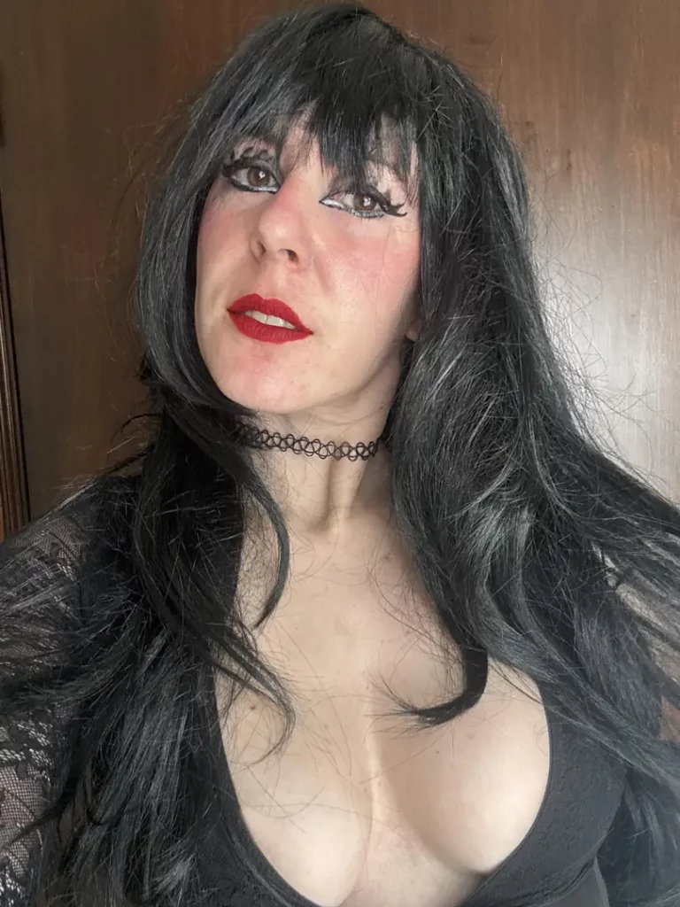 Gorgeous Goth: My Wicked Seduction