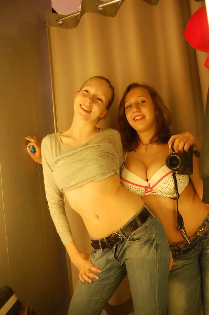 Hot Girlfriends: A Nice Space to Play?