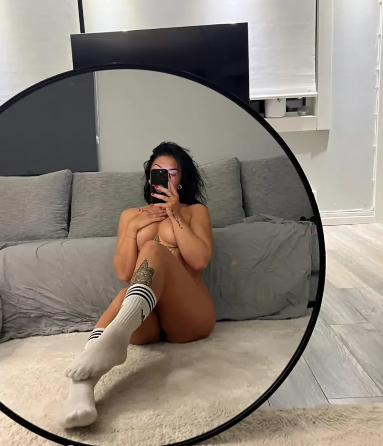 My Hand’s Gone: You Knew You Wanted This Naughty View