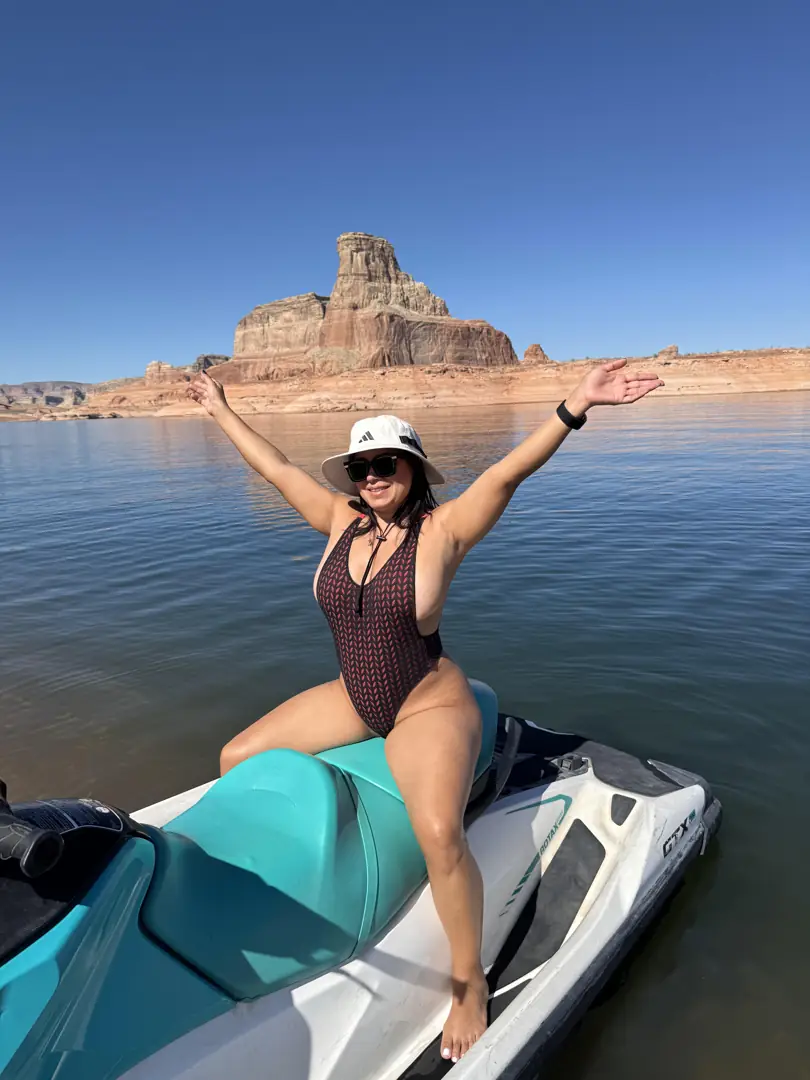 My Killer Sideboobs Are Ready to Drive You Wild