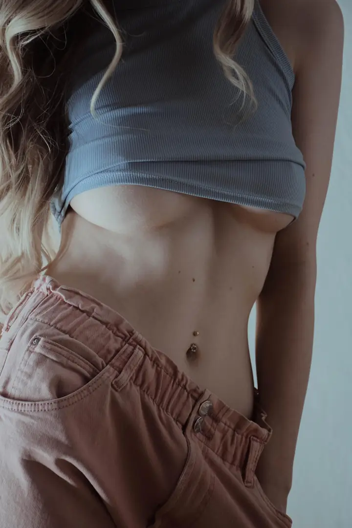 My Perfect Underboob: You Looooove Looking. So Sexy, So Good.