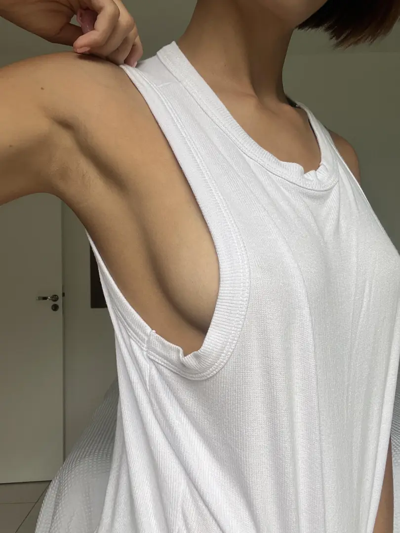 My Wicked Hot Sideboob: A Tantalizing Delicacy & Fiery Armpit Tease