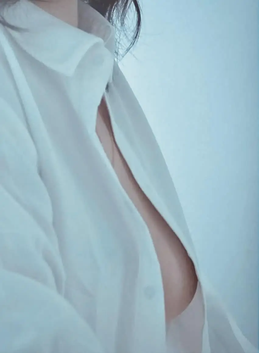 Sensual Tease: My Gorgeous Sideboob Hotness