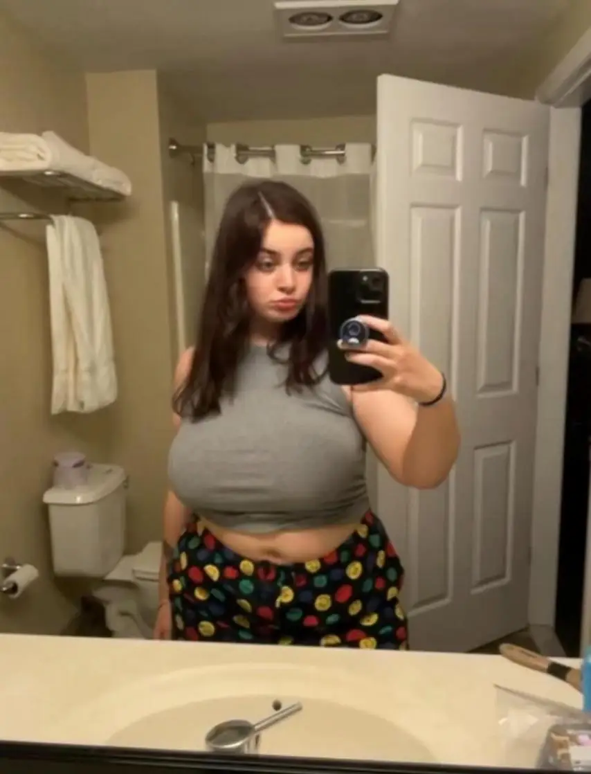 Sinkside Temptation: Curves He Can’t Deny