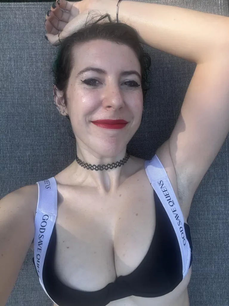 Slipping Off: My Sexy Beauty’s Naughty Reveal