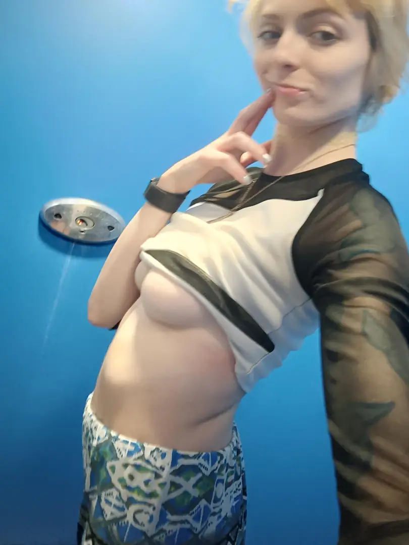 They Said ‘Great Pic.’ I Say, Come See What I’m Hiding.