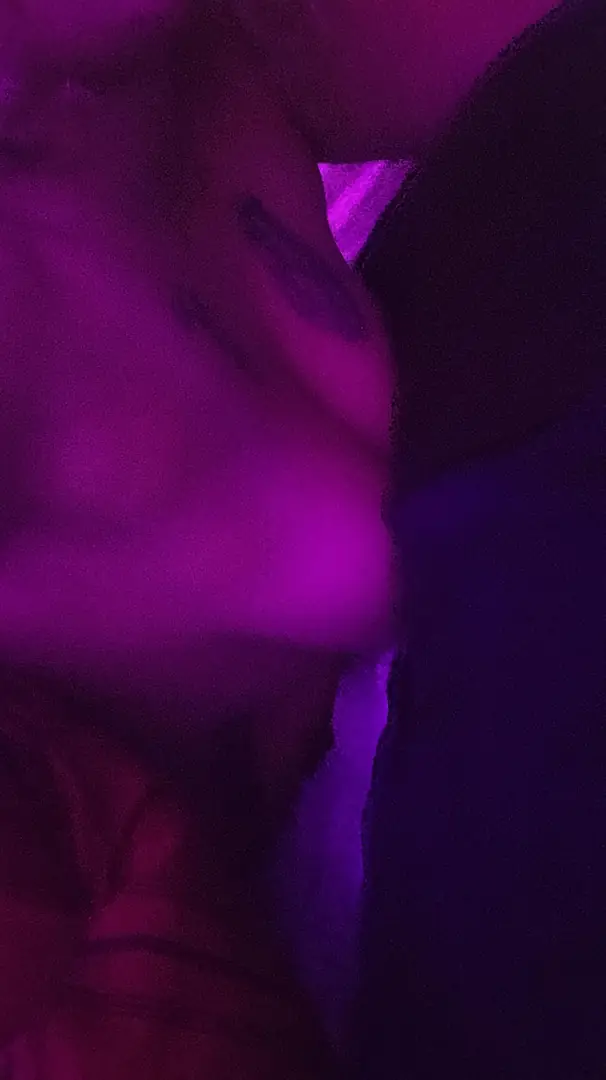 This Sideboob View Has You Calling Me Hot